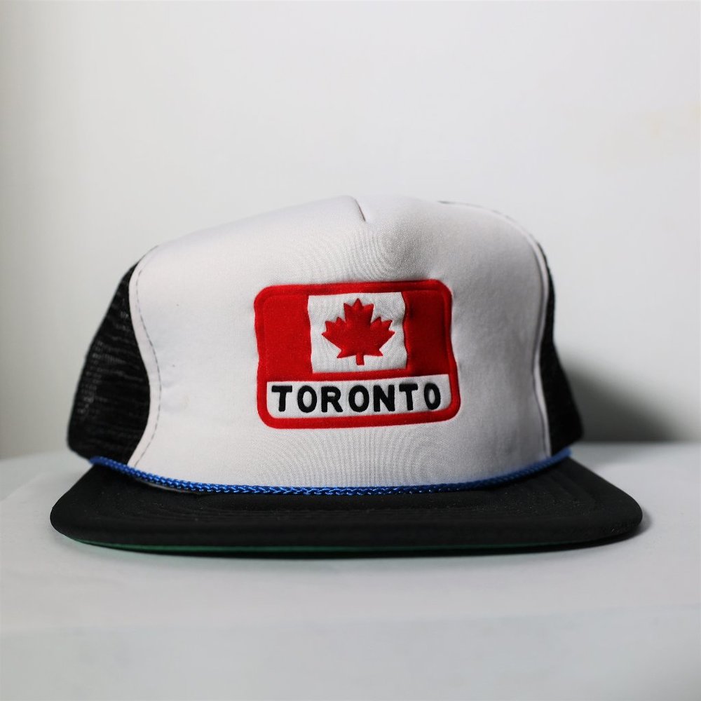 Toronto Canada Flag Baseball Cap/Trucker Hat - Mesh - Snapback - Red and White